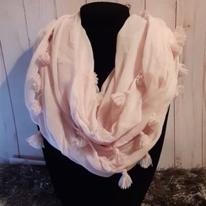 LOOP LIGHT PINK INFINITY SCARF W/ TASSELS